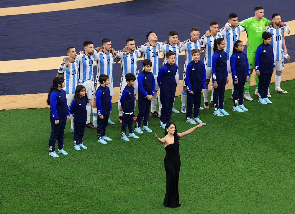 Lali Espósito entonó el himno y Argentina tuvo un grito ensordecedor