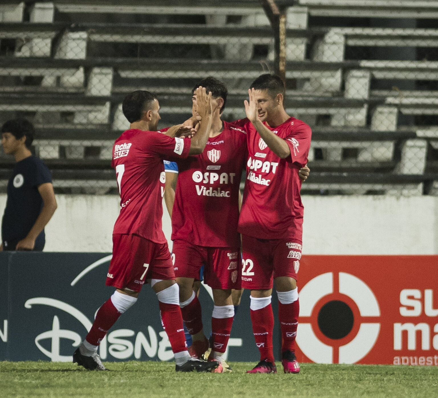 Unión le ganó por 2-1 a Atlético Tucumán en Uruguay y logró el primer triunfo amistoso del 2025