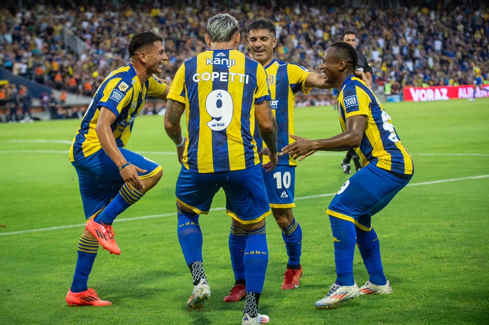 Rosario Central le ganó bien a Lanús y es «Campaz» de pelear arriba