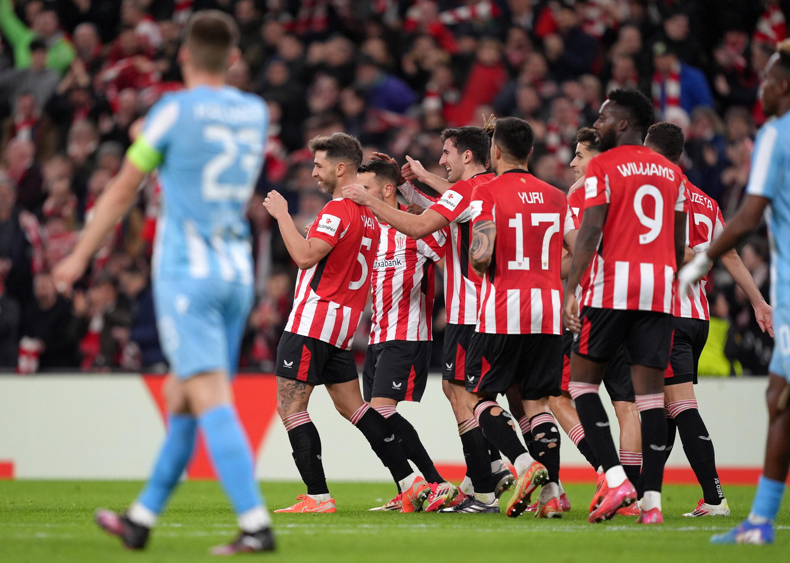 Athletic de Bilbao doblegó Viktoria Plzen pero no le alcanzó para ser uno en Europa League