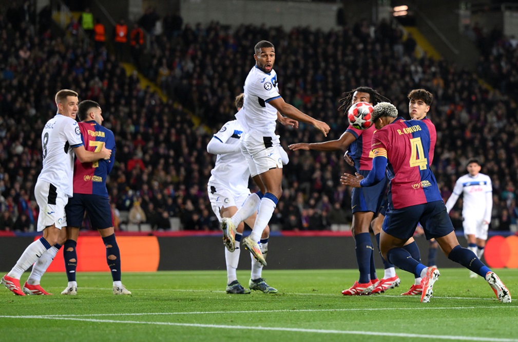 Atalanta le empató dos veces al Barcelona y lo dejó segundo en Champions League