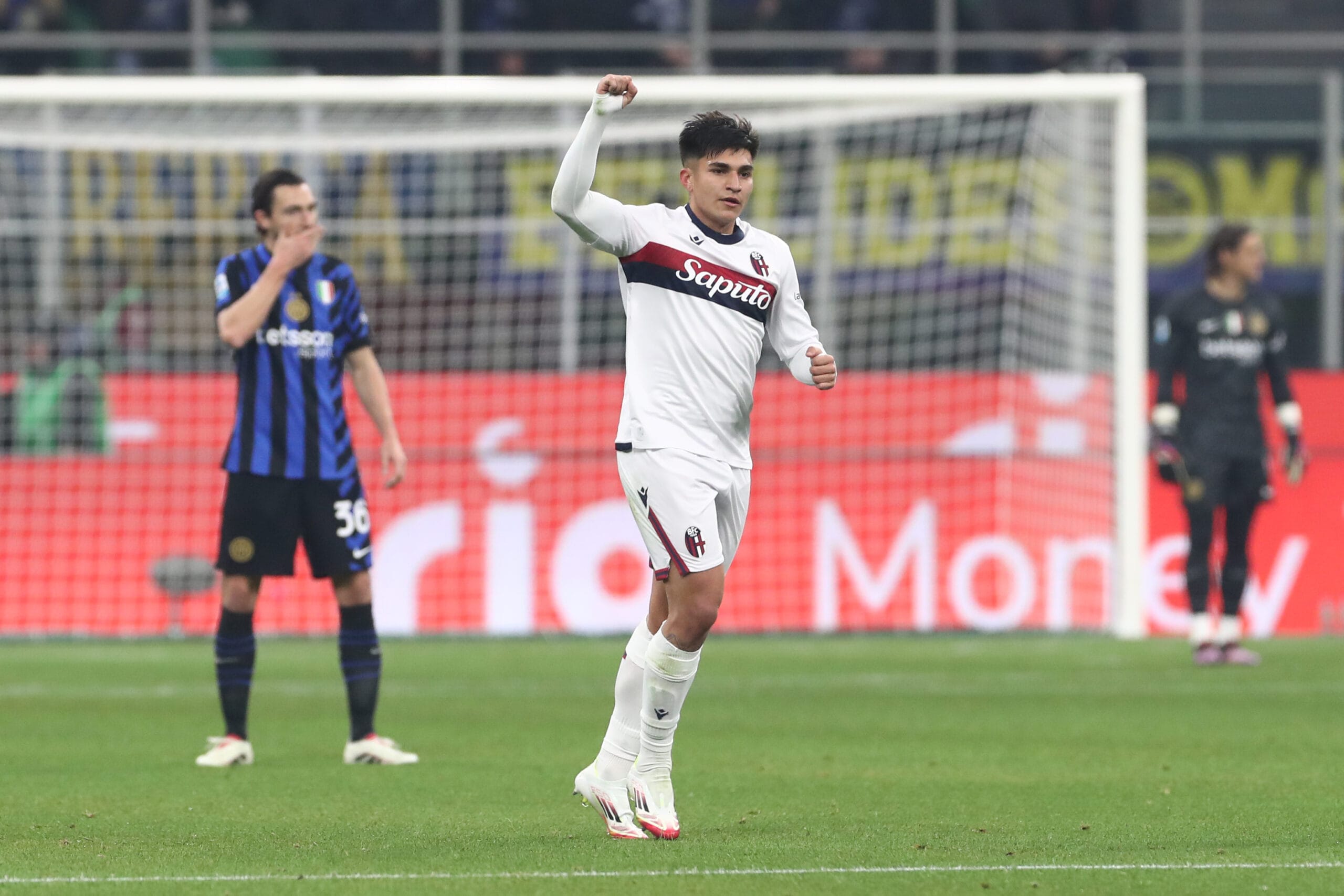 Santiago Castro marcó para Bologna ante un Inter que lo tiene en carpeta