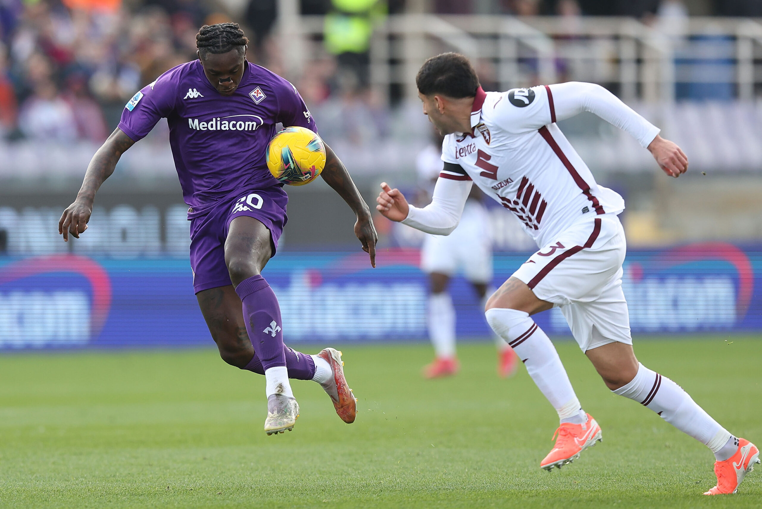 Torino rescató un empate con diez hombres ante la Fiorentina en la Serie A