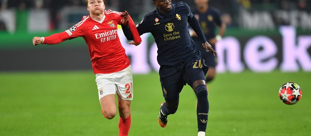 Juventus pierde con Benfica y se complica esperando rival de Champions League