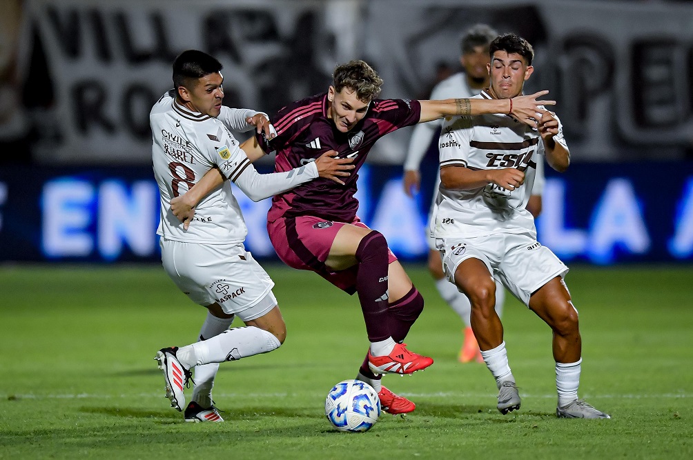 Platense y River se estrenaron en el Apertura 2025 con un empate en uno