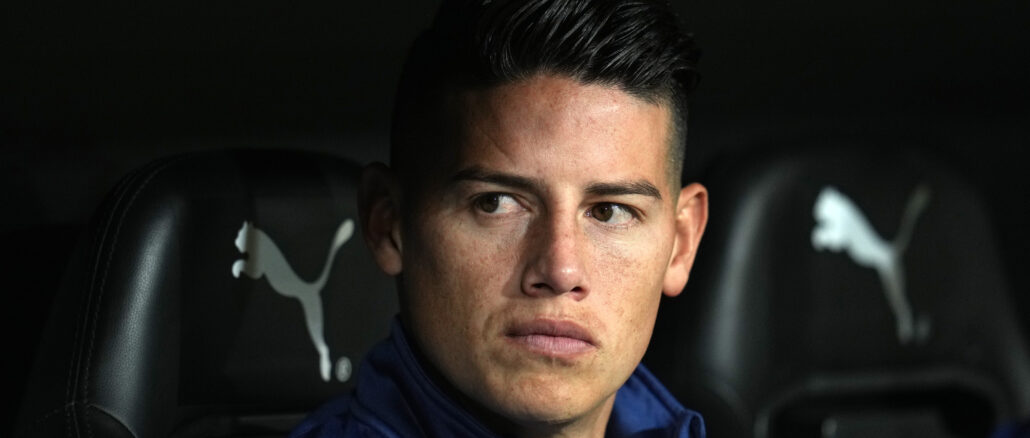 Valencia CF v Rayo Vallecano - La Liga EA Sports James Rodríguez