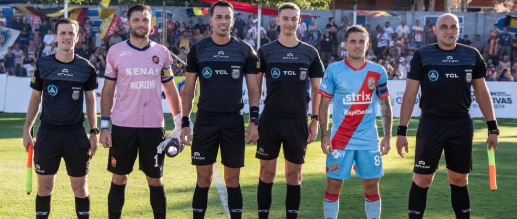 Colegiales v Arsenal