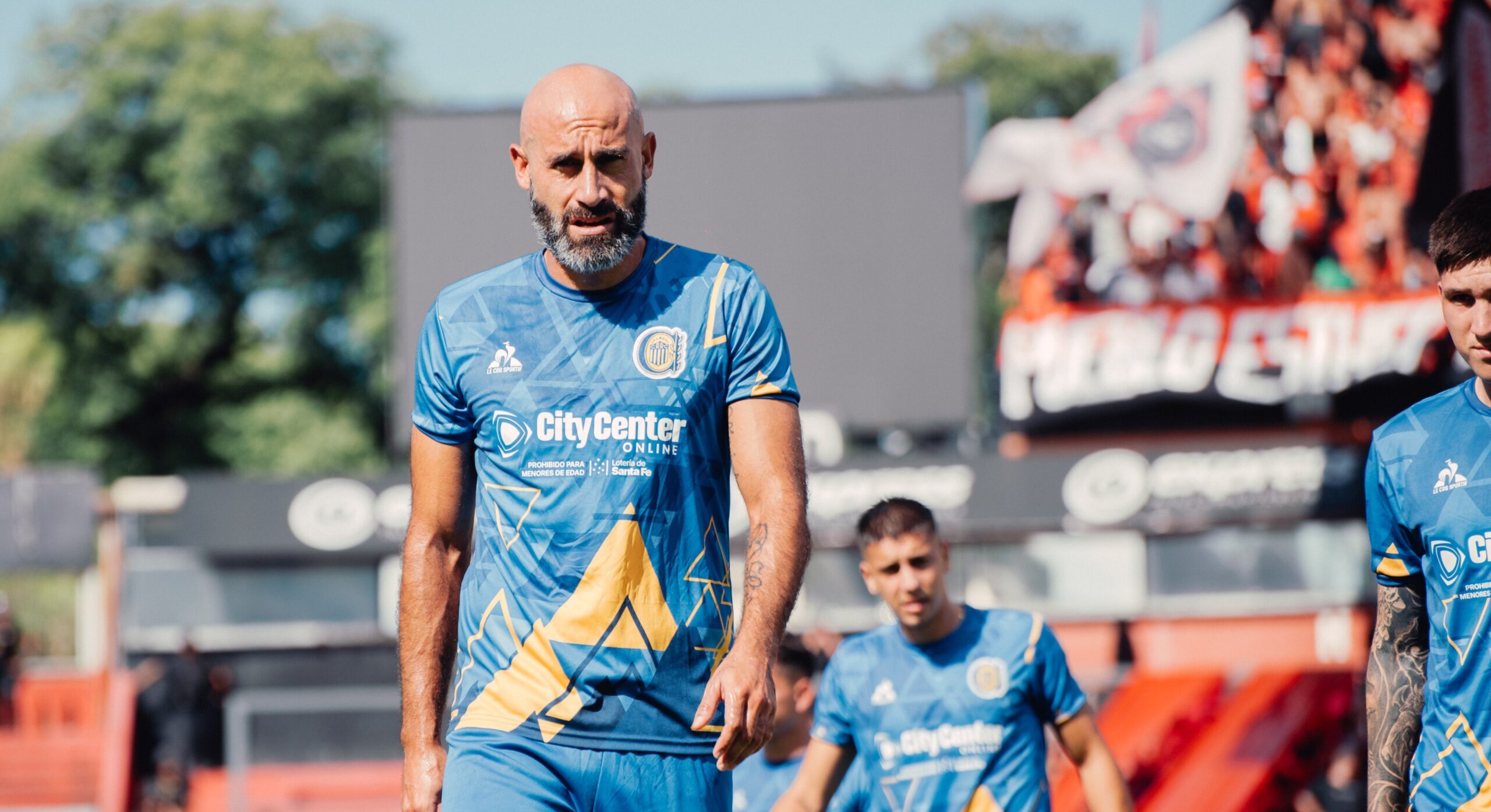 Carlos Quintana y un partido para la historia: el defensor repartió dos asistencias en la victoria de Rosario Central ante Newell’s