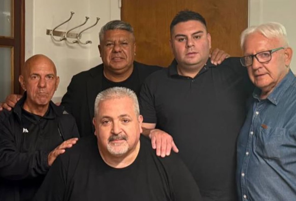 Enrique Merelas, una foto con Chiqui Tapia, y El Porvenir que busca seguir en AFA