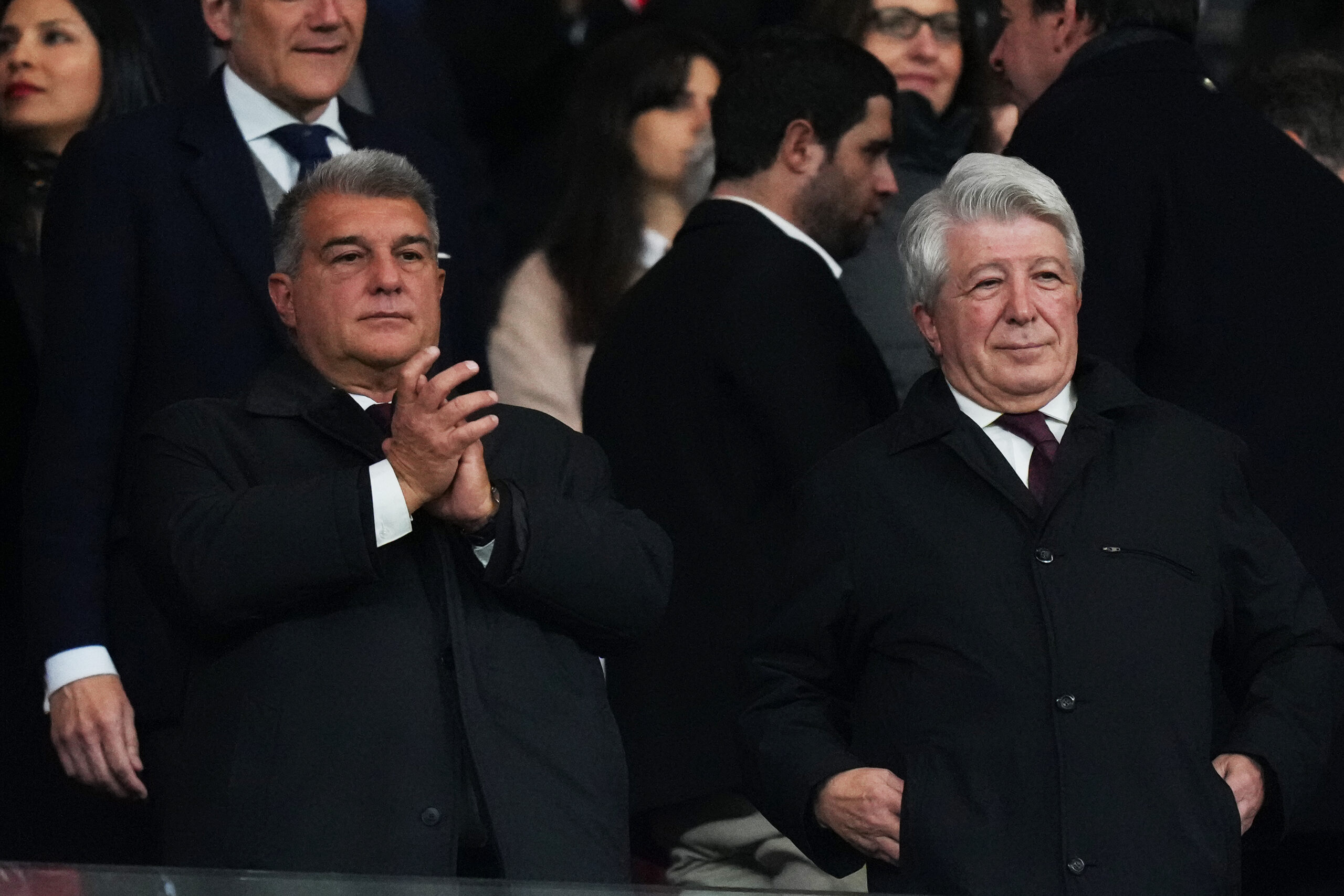 Enrique Cerezo reveló una charla con Joan Laporta: «Estaba preocupado porque siempre marcamos al final»