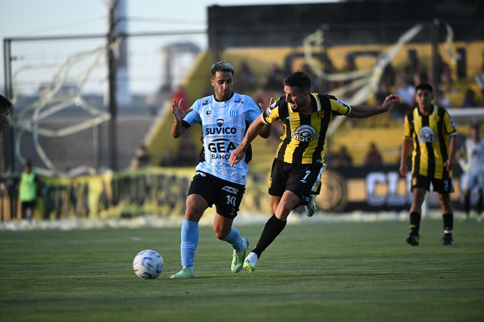 Locura en el Ascenso de Argentina: Racing de Córdoba marcó dos goles antes de completarse el primer minuto de juego
