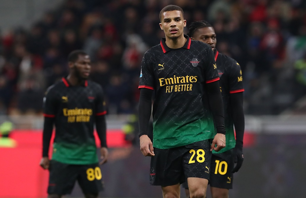 Milan ganó sólo 2 partidos de los últimos 11 ante rivales de Países Bajos