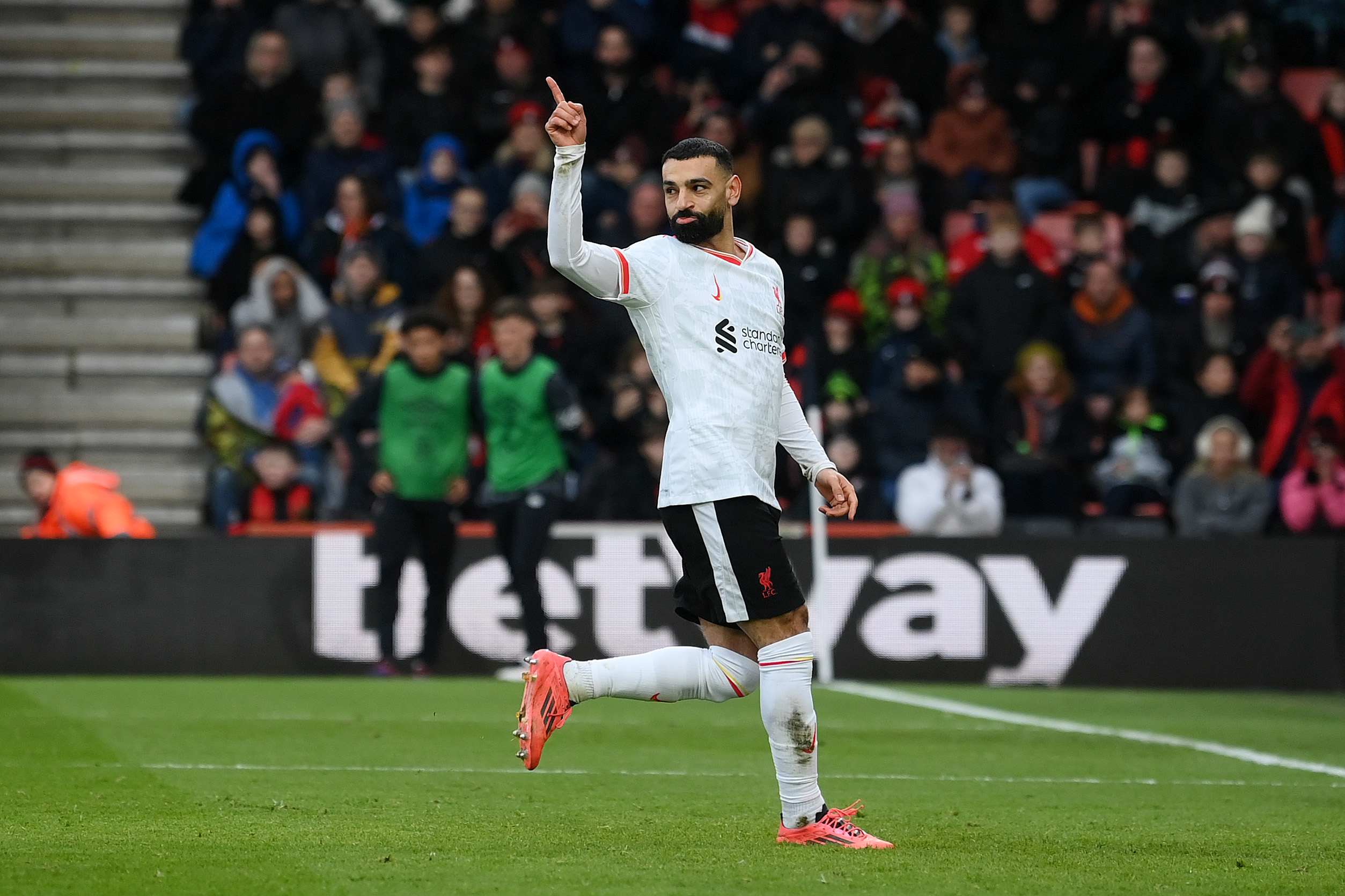 Mohamed Salah igualó a Frank Lampard y es el sexto goleador histórico de Premier League