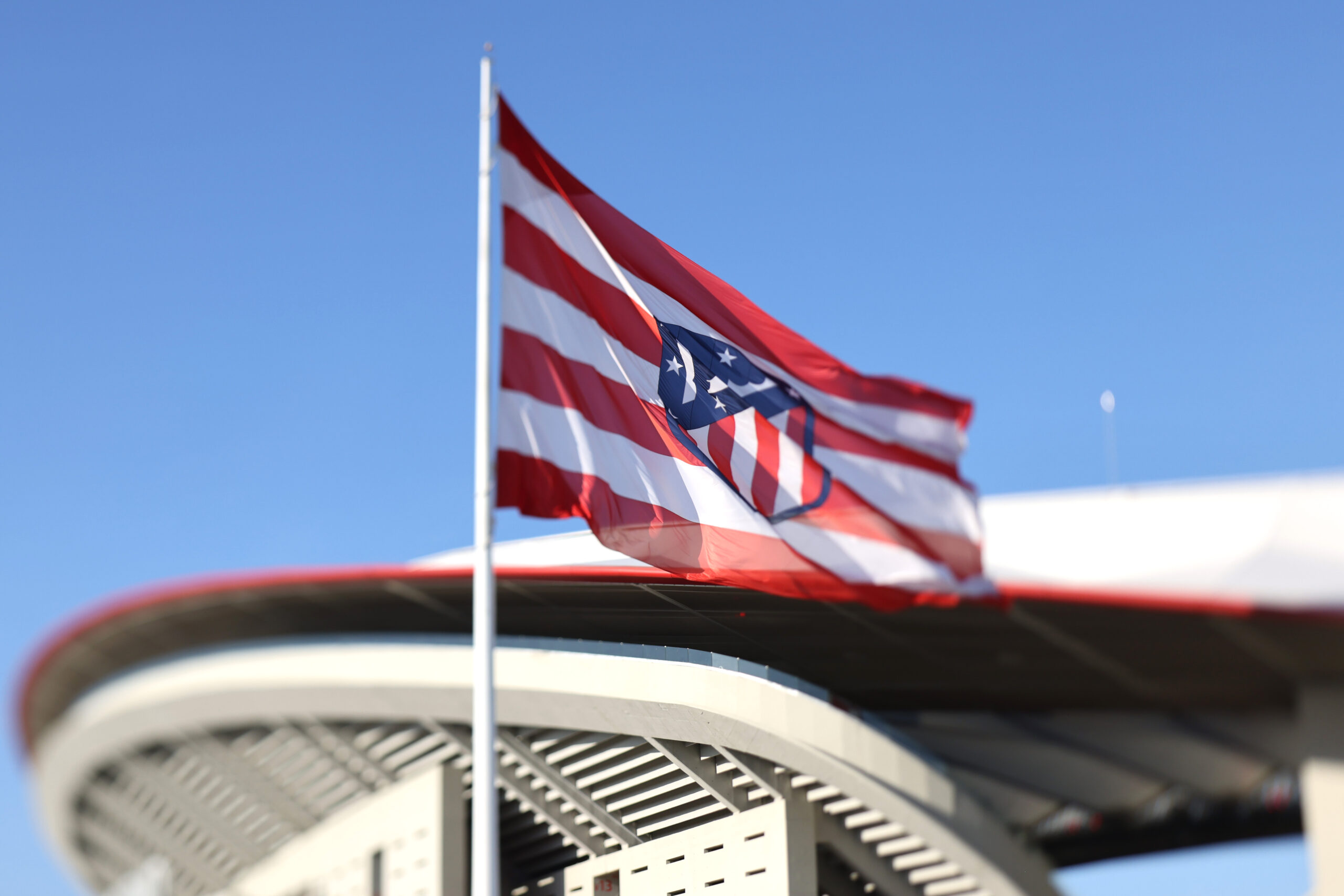 Atlético vuelve a la carga contra el Real Madrid en redes tras el sorteo de Champions League