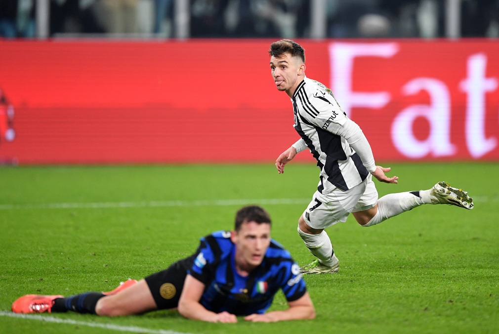 Juventus se impuso en el Derbi de Italia dejando a Inter sin liderazgo