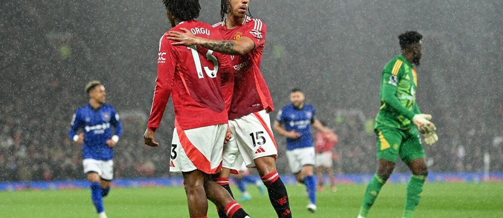 Manchester United FC v Ipswich Town FC - Premier League