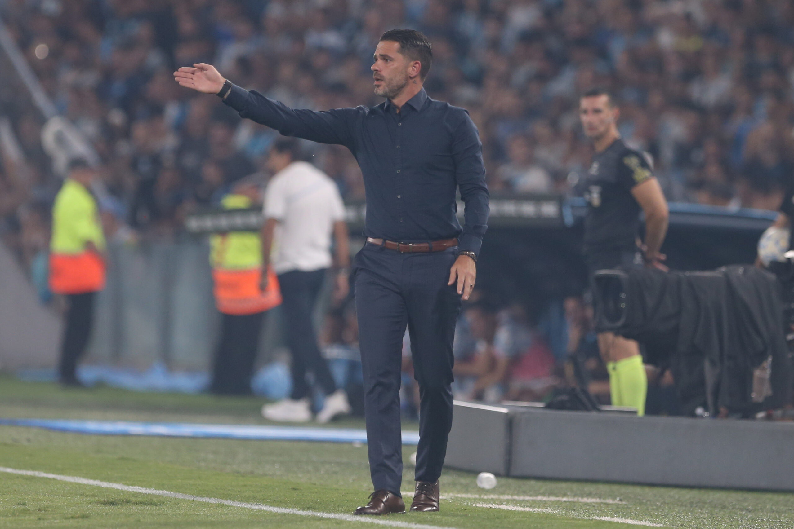 Gago, crítico tras la caída de Boca: «El lateral del primer gol se hace 15 metros más adelante de donde se fue»