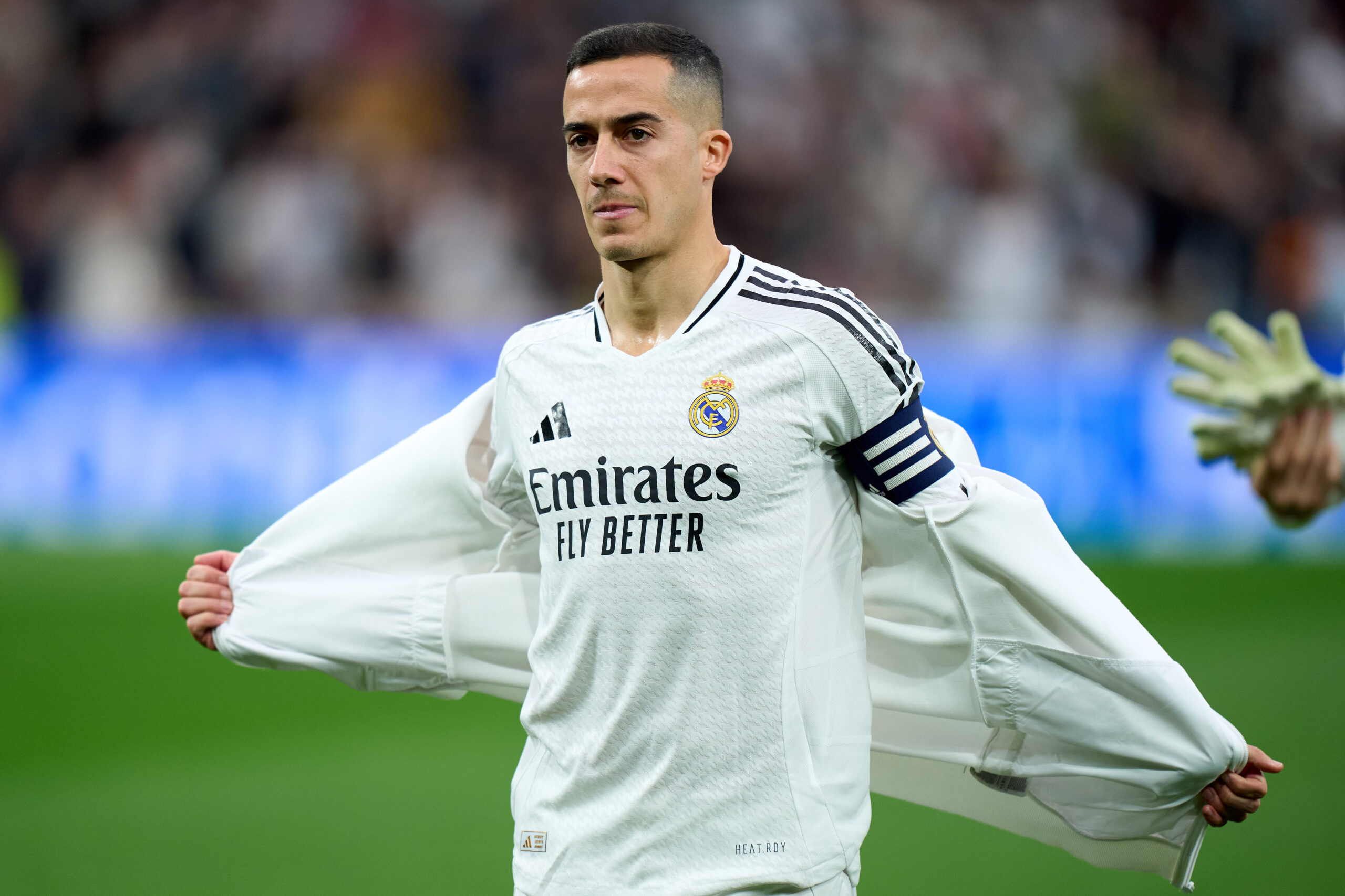 Otro bombazo médico en el Real Madrid: se lesionó Lucas Vázquez y no estará en Manchester