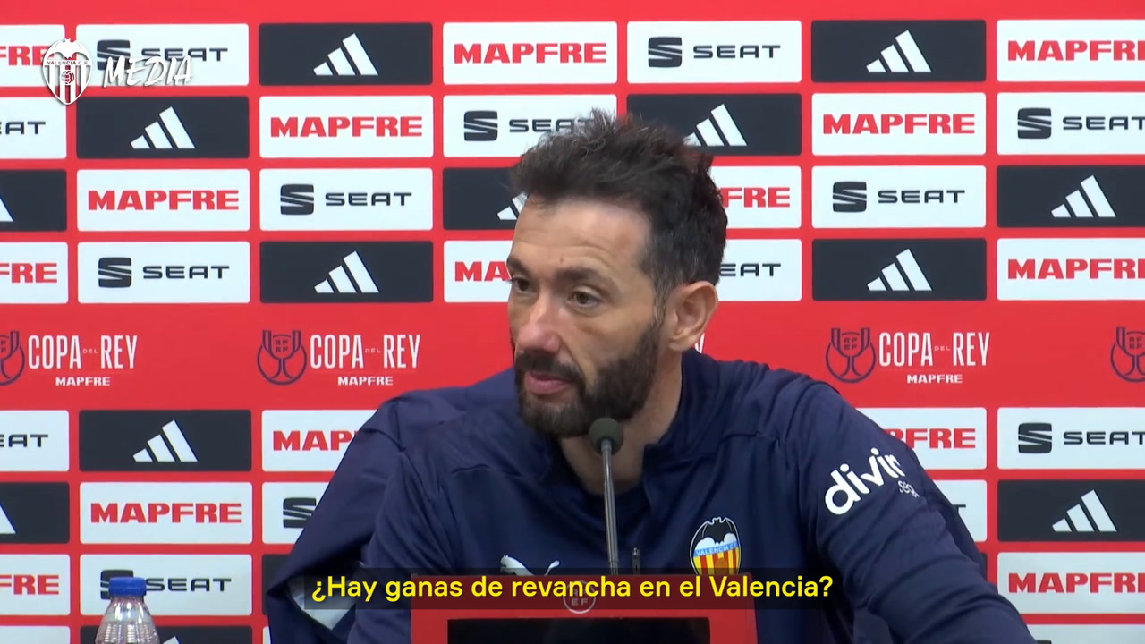 📹 Carlos Corberán: «Valencia quiere demostrar que aprendió de la derrota 7-1 ante Barcelona»