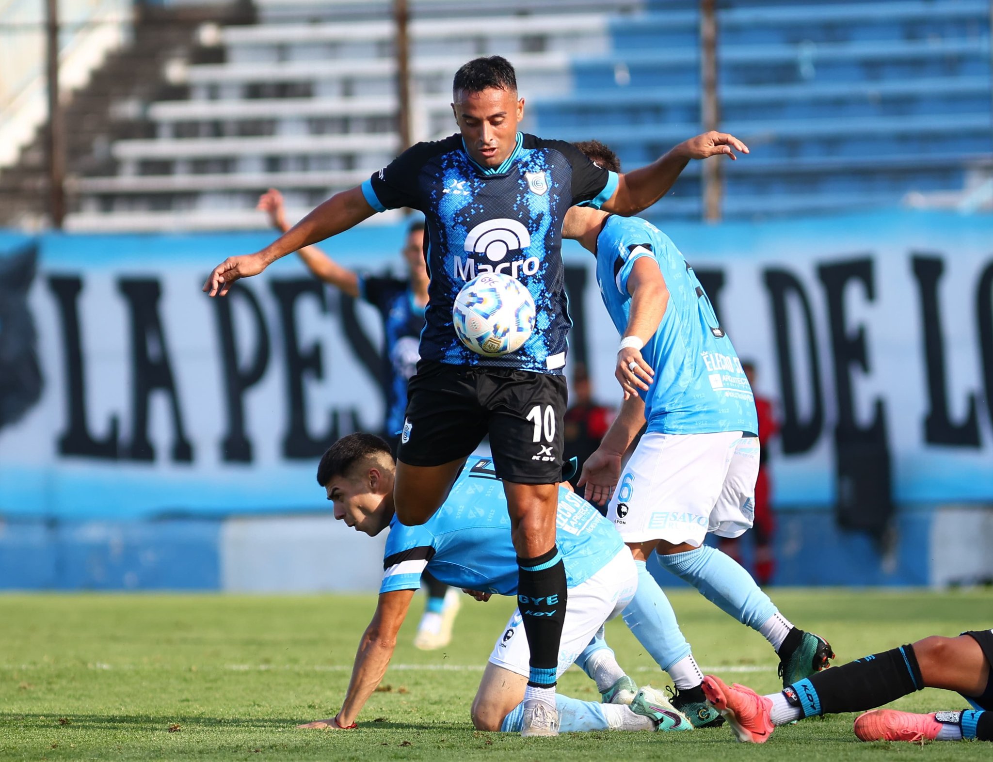 Gimnasia de Jujuy despachó a Temperley y sigue dulce