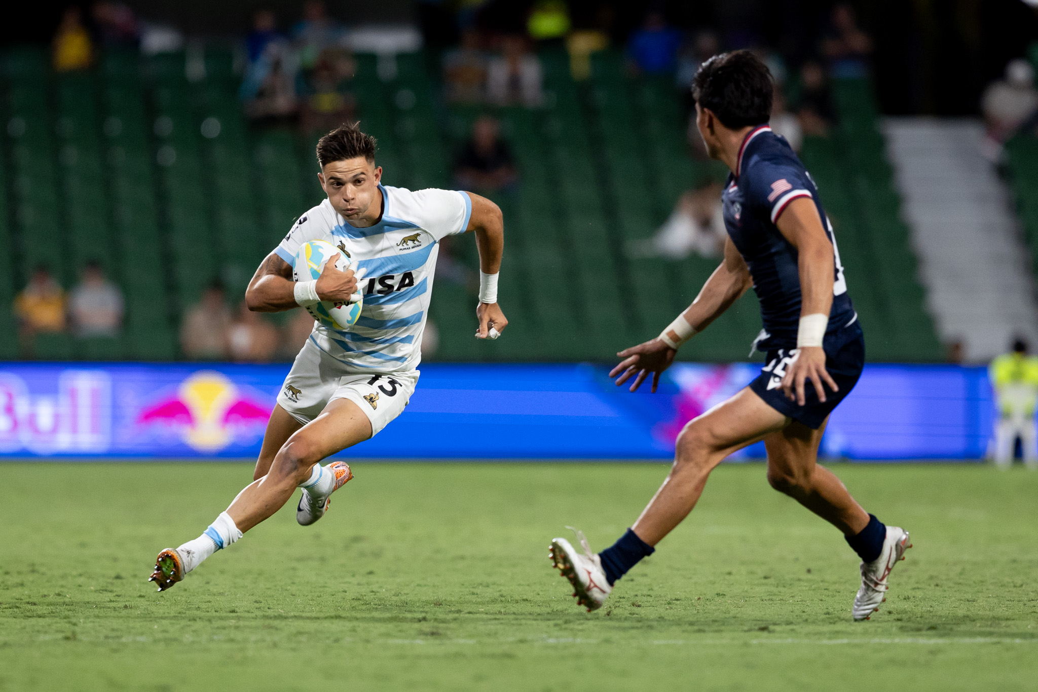 Rugby: Los Pumas 7s ganaron, golearon y clasificaron a cuartos en Hong Kong