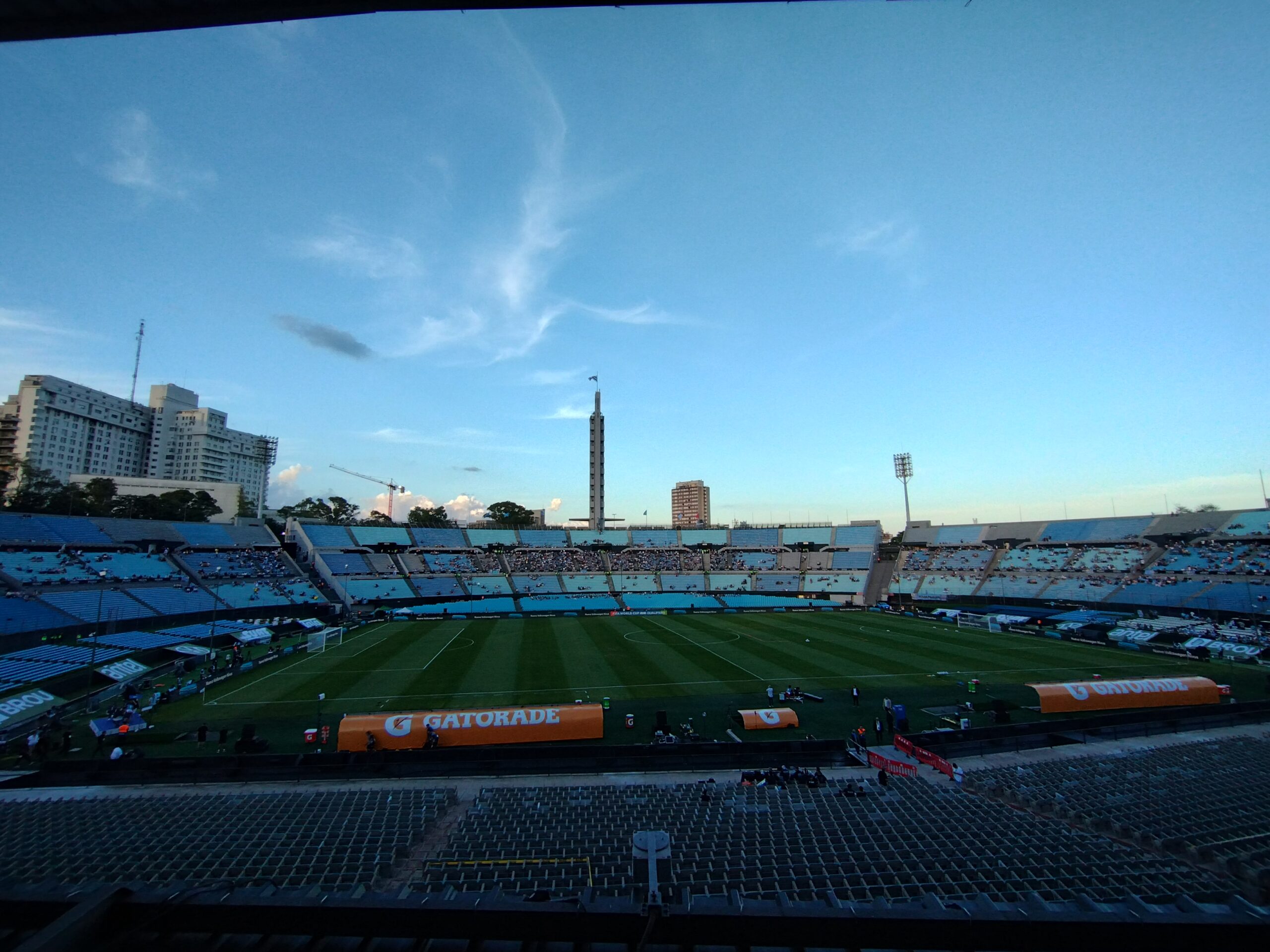 Así está el césped del estadio Centenario para el clásico rioplatense entre Uruguay y Argentina