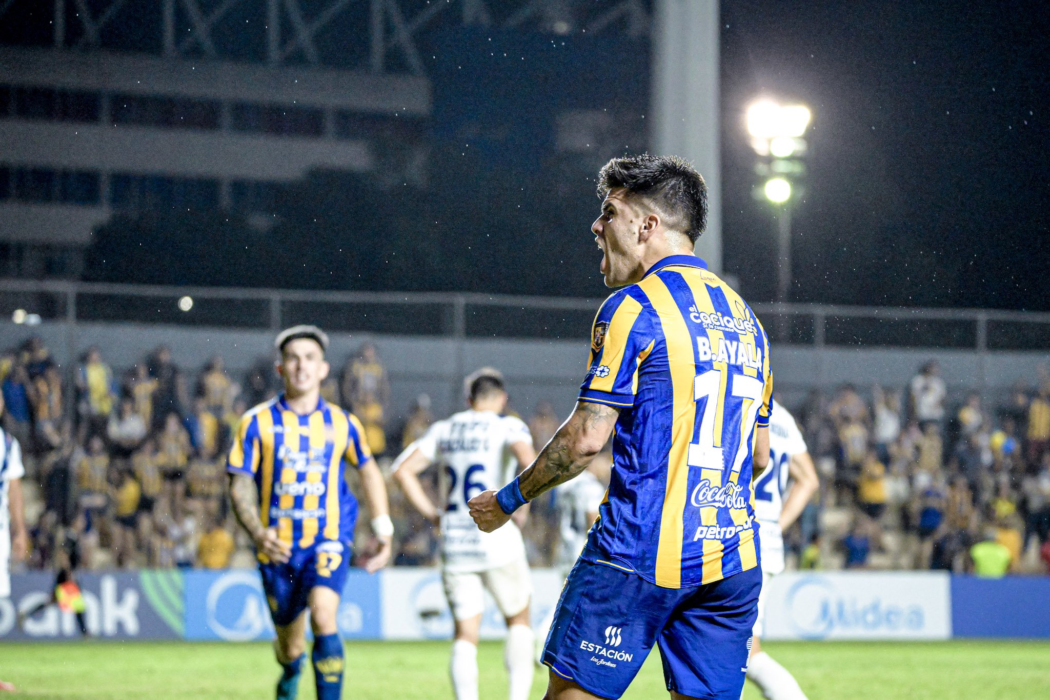 Sportivo Luqueño derrotó a Sportivo Ameliano y se metió en fase de grupos de la Copa Sudamericana 2025