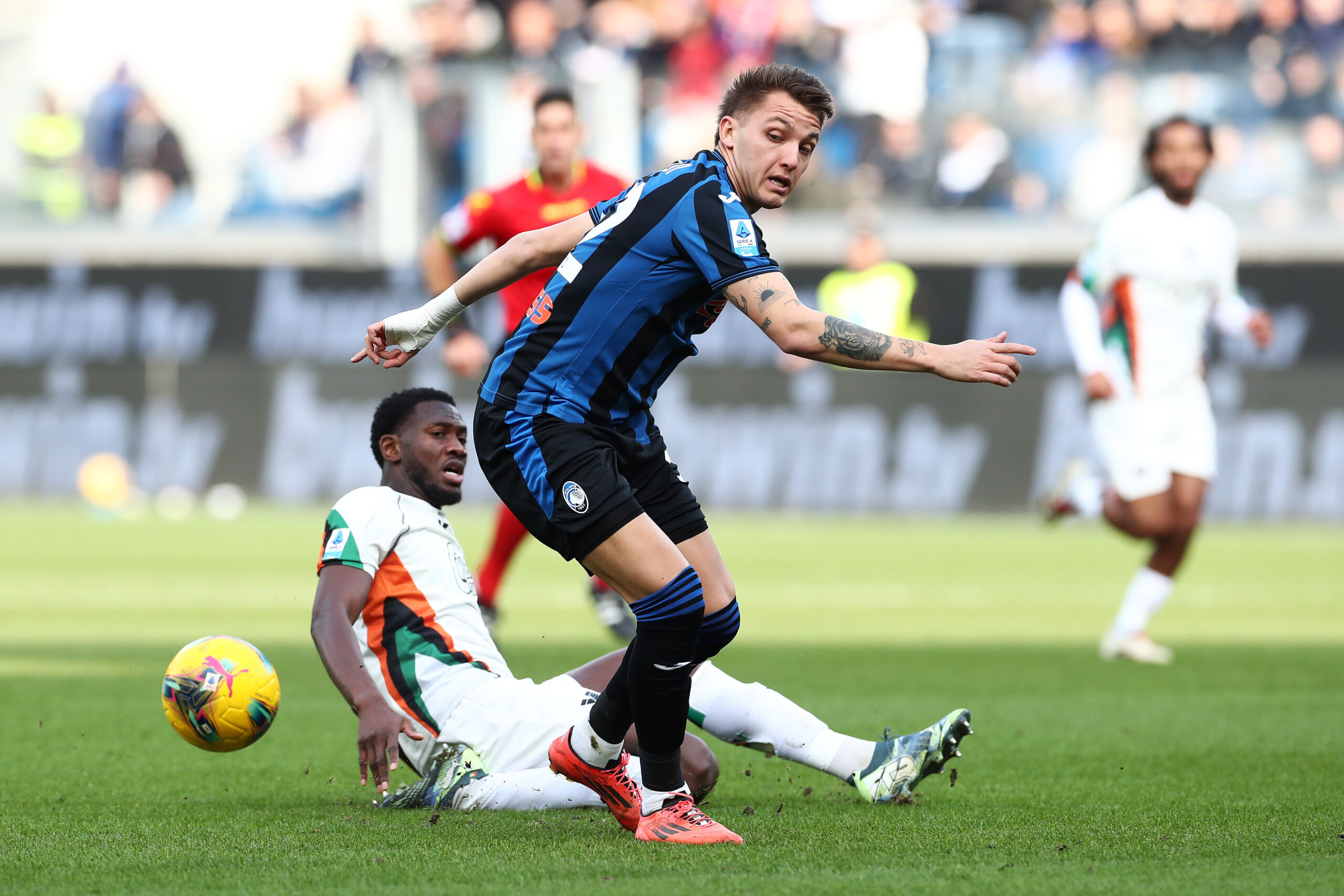Atalanta no pudo ante Venezia y desperdició la oportunidad de saltar a la cima de la Serie A