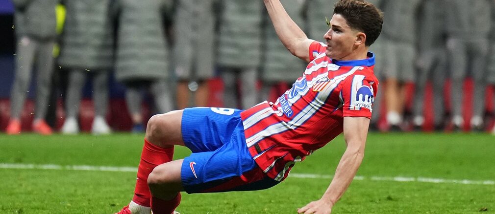 Atletico de Madrid v Real Madrid C.F. - UEFA Champions League 2024/25 Round of 16 Second Leg Julián Álvarez
