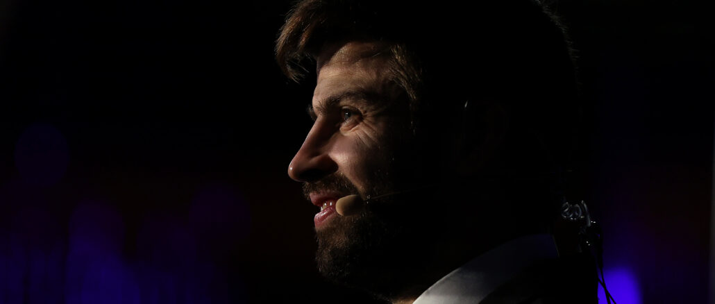 Dubai Globe Soccer Awards - Red Carpet Gerard Piqué
