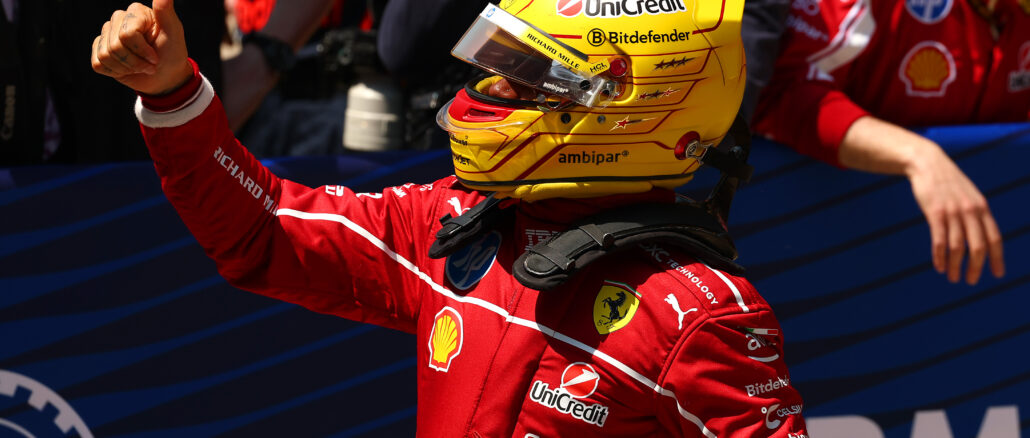 F1 Grand Prix Of China - Sprint & Qualifying Formula 1 Lewis Hamilton