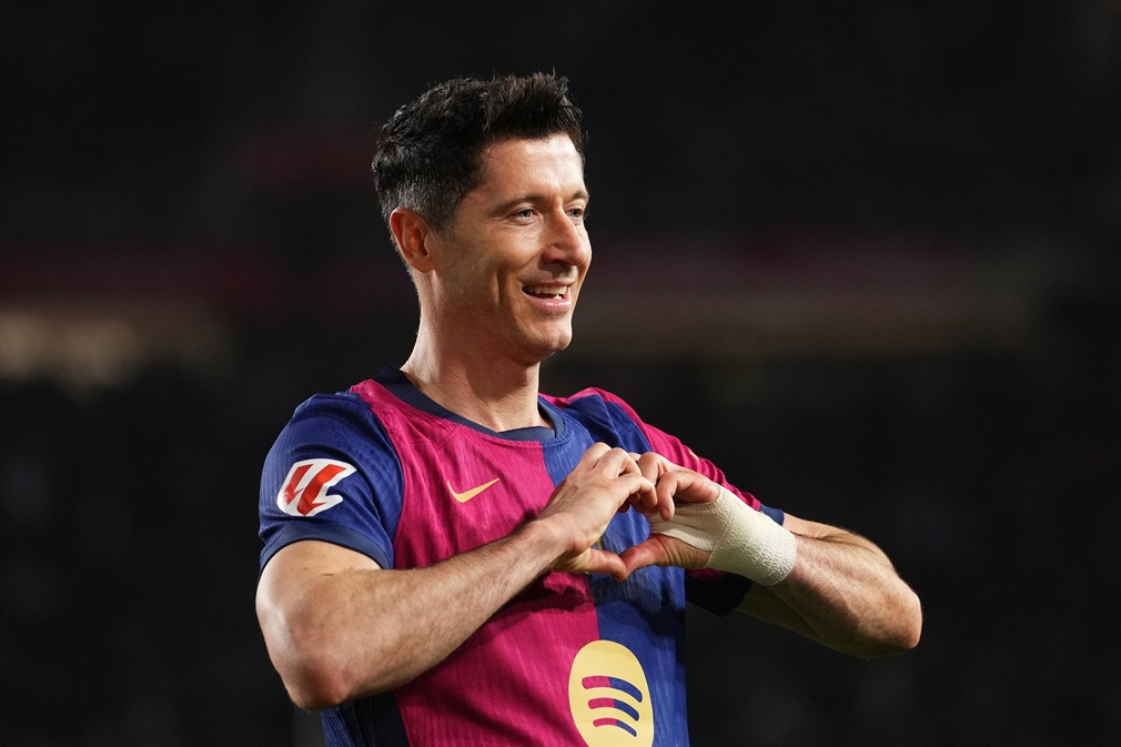 Lewandowski volvió a marcar y ya logró su mejor temporada goleadora en Barcelona