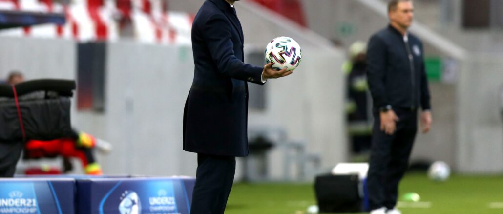 germany-v-romania-2021-uefa-european-under-21-championship (1) Adrian Mutu