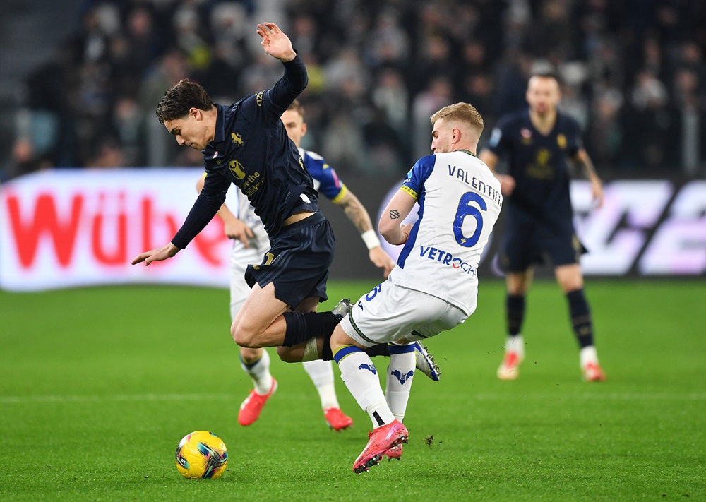 Juventus fue más que Hellas Verona, ganó 2 a 0 y quedó a seis puntos de la cima en Serie A