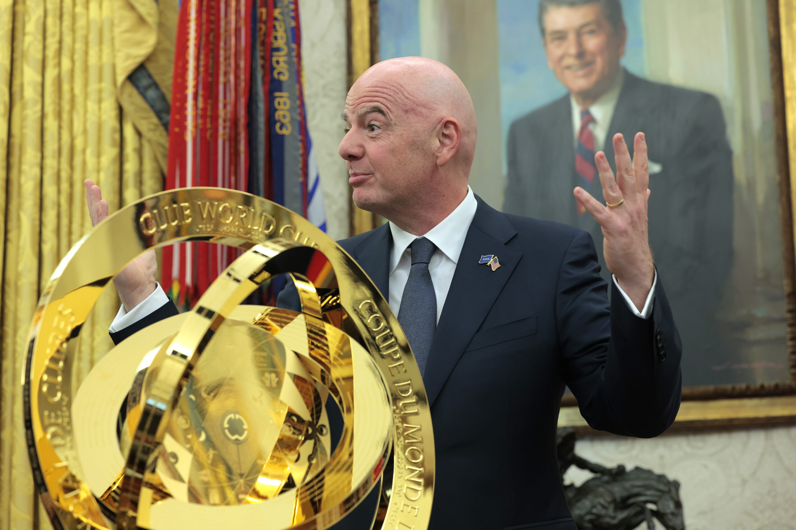 Gianni Infantino mencionó a Boca en una reunión con Donald Trump y se olvidó de River