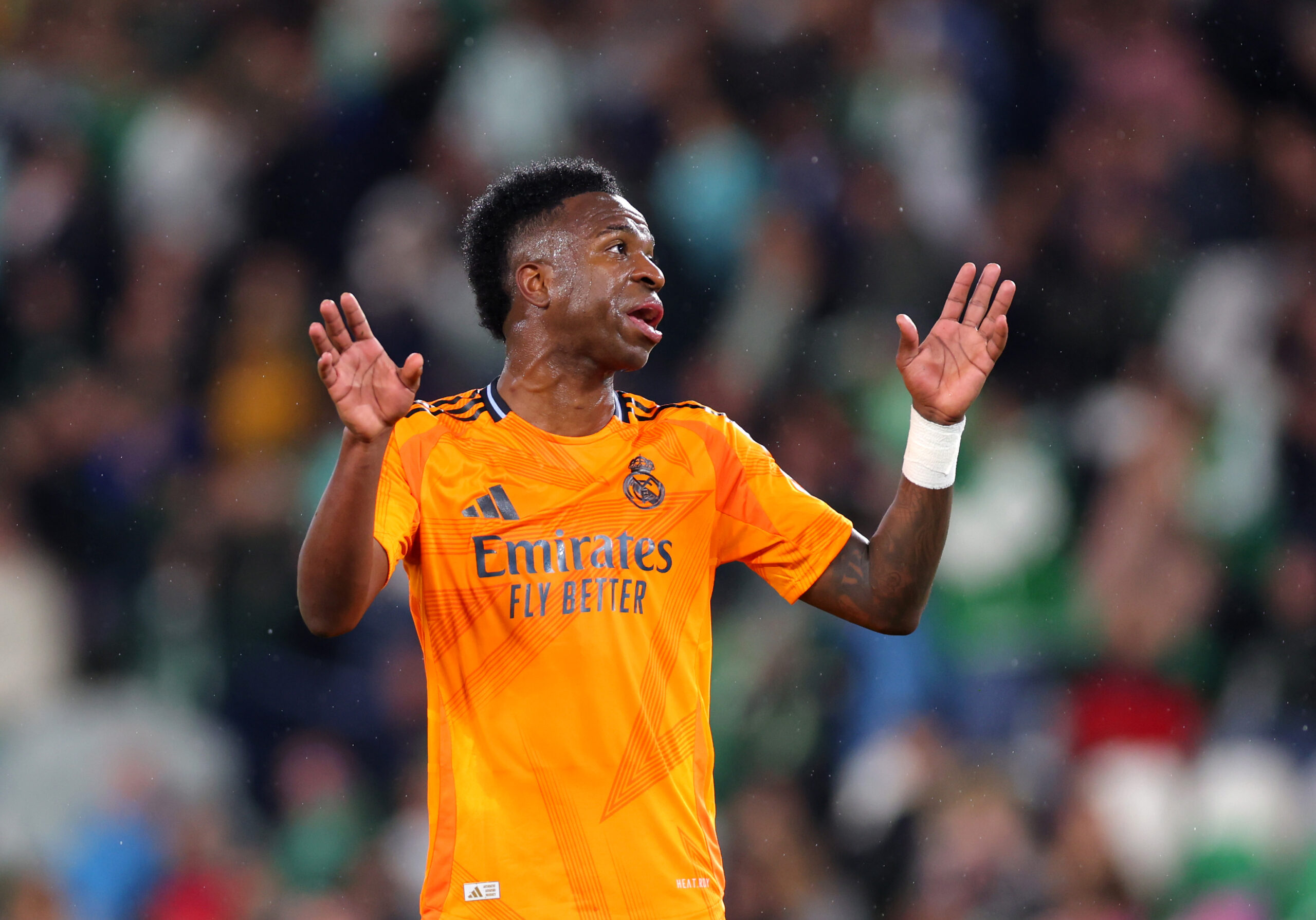 Vinicius explicó su ausencia en el Balón de Oro: «Lo decidió Real Madrid y yo hago lo que me mandan»