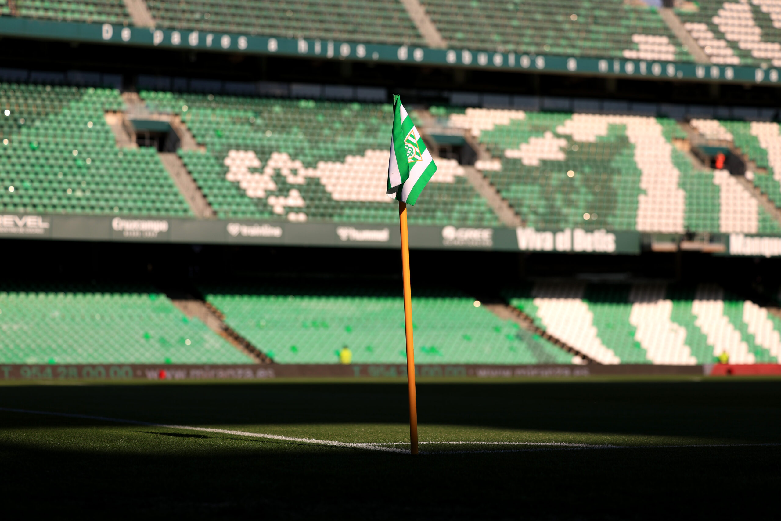 Mensaje de La Liga contra el odio con la participación del Betis, Real Madrid y muchos niños