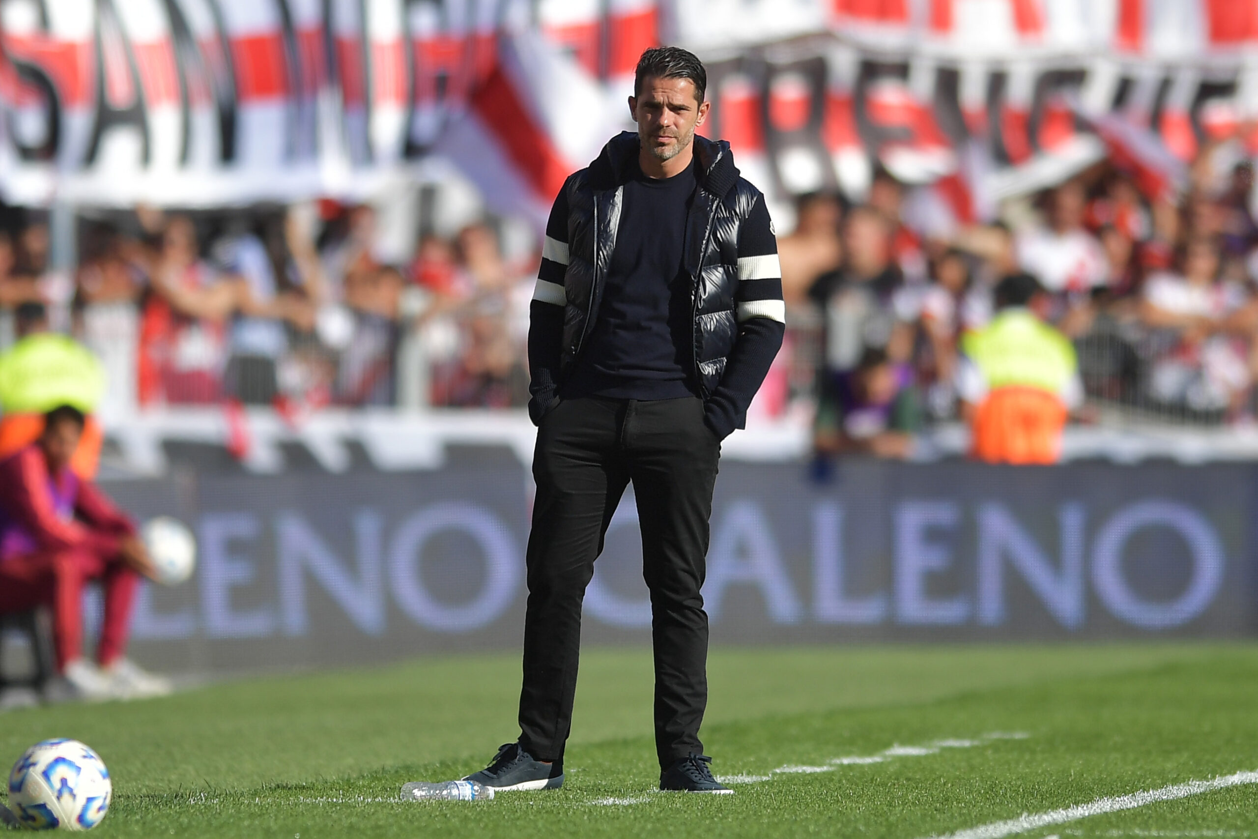 ¡Repite el patrón! – Las dos veces que Fernando Gago dejó su puesto fue tras caer en un clásico