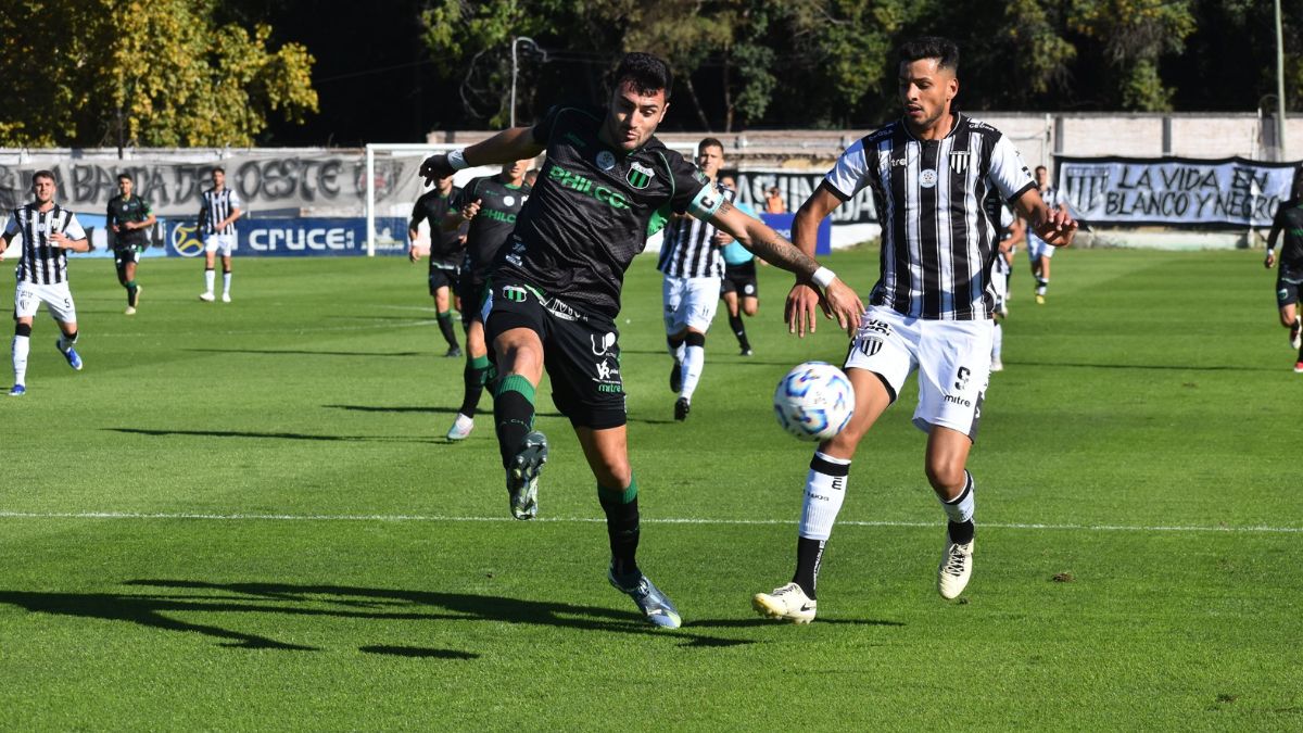 Gimnasia de Mendoza empató con Nueva Chicago y sigue en lo más alto de la zona B