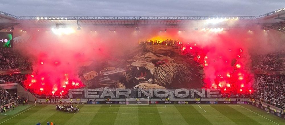 Legia Varsovia tifo Chelsea Conference League