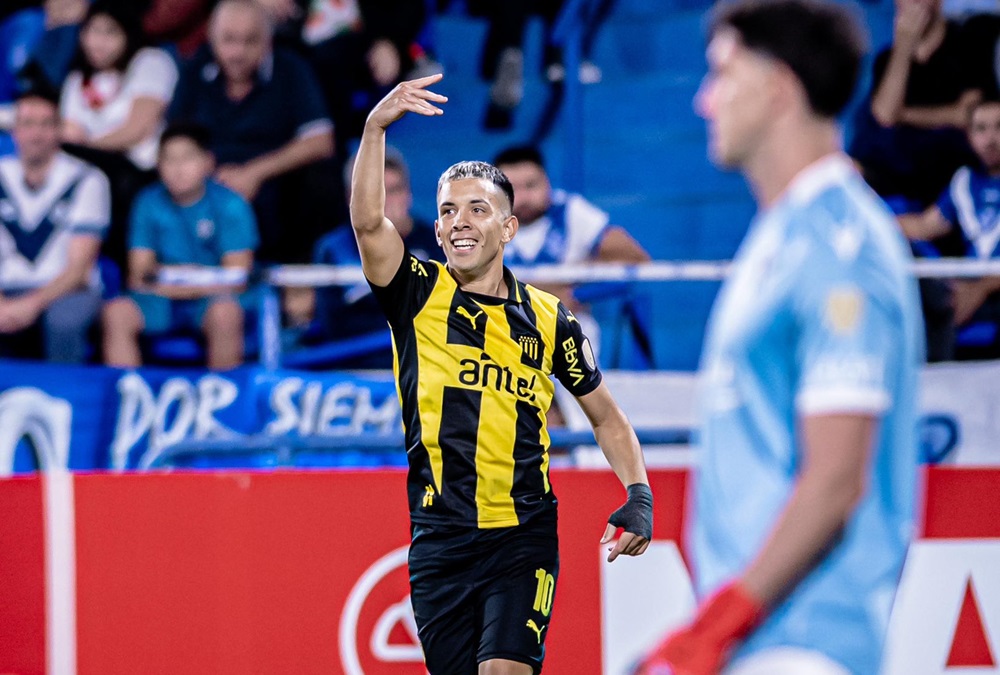 Leonardo Fernández sorprendió a Vélez y Peñarol ya festeja por Copa Libertadores