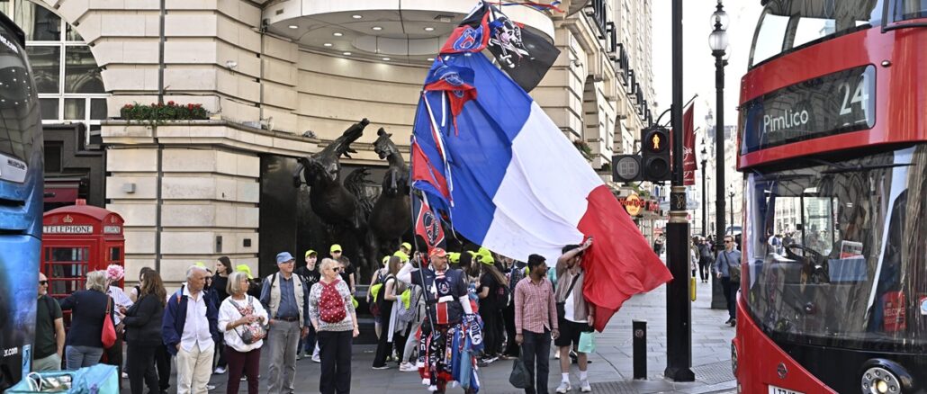 PSG en Londres ante Arsenal Las calles de Londres vibraron porque París fue una fiesta previo a la semifinal de Champions