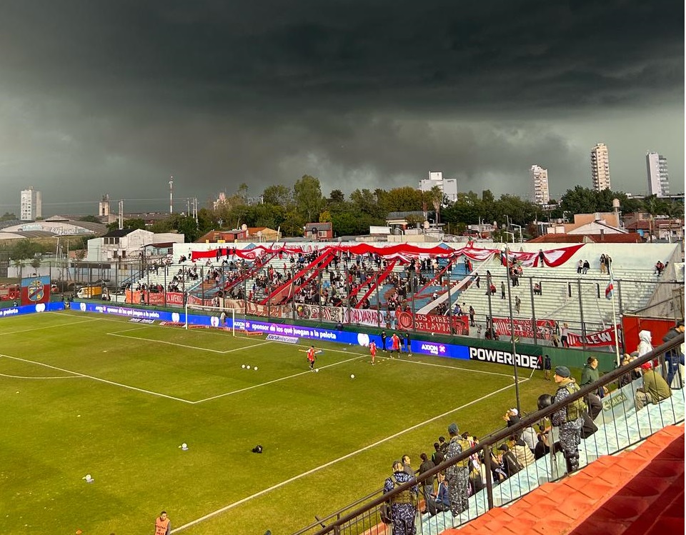¡Insólito! El granizo fue protagonista en Barracas Central – Defensores por Copa Argentina