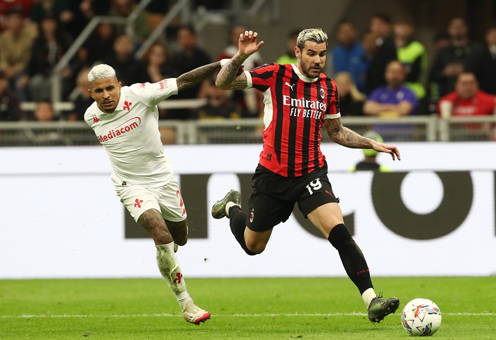 Milan y Fiorentina ofrecieron un 2 a 2 en un partidazo de Serie A