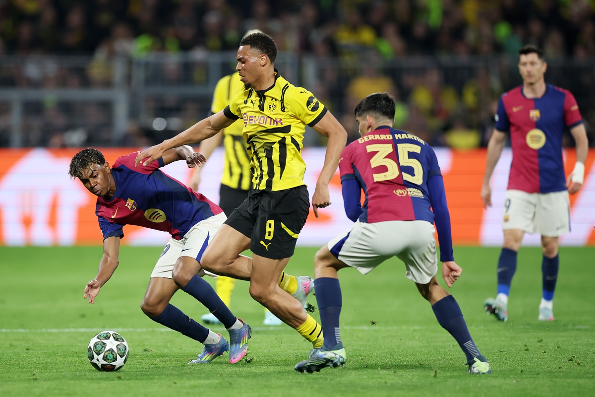 Barcelona perdió en Dortmund pero avanzó a semis de Champions después de seis años