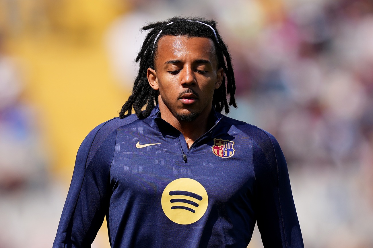 Koundé lesionado: baja sensible para Barcelona en un frenético partido