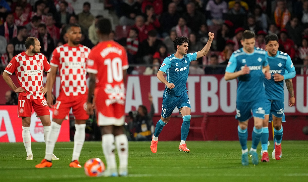 Betis aplastó al Girona por 3 a 1 y sueña con volver a Champions League