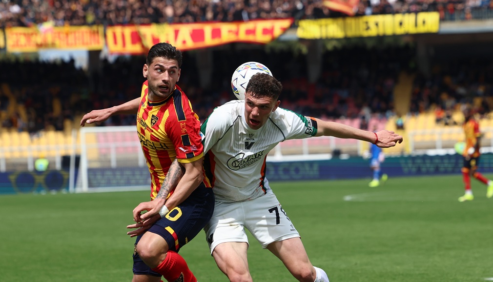 Lecce y Venezia empataron en un duelo clave por la permanencia en Serie A