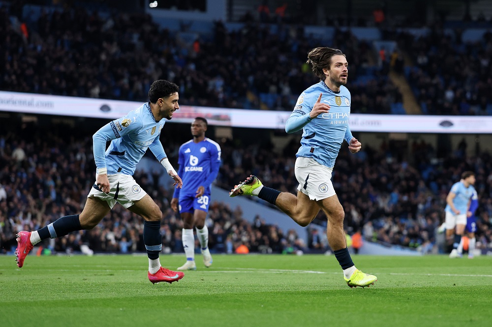 Jack Grealish anotó su primer gol en el City en la temporada de la Premier League en la fecha 30