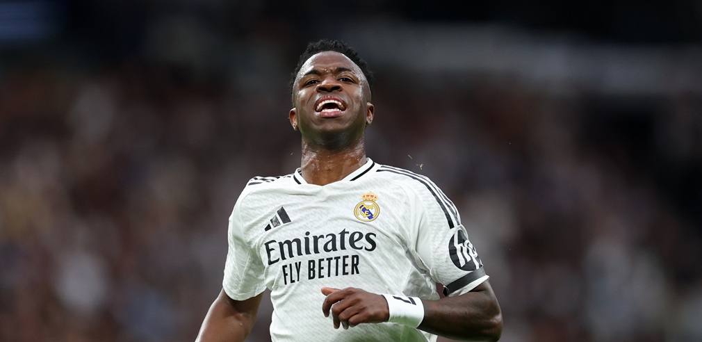 Vinicius tuvo revancha y marcó el gol 400 de Real Madrid ante Valencia